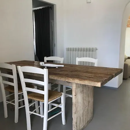 Impeccable 3-Bed Villa In Contrada Sessana Grande Vila *